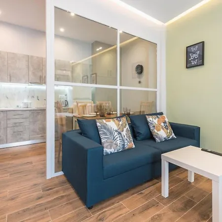4 Apartment
